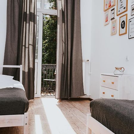 Erasmus Dorm Warsawa Bagian luar foto