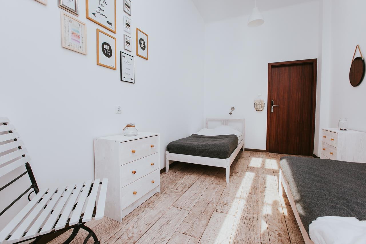 Erasmus Dorm Warsawa Bagian luar foto