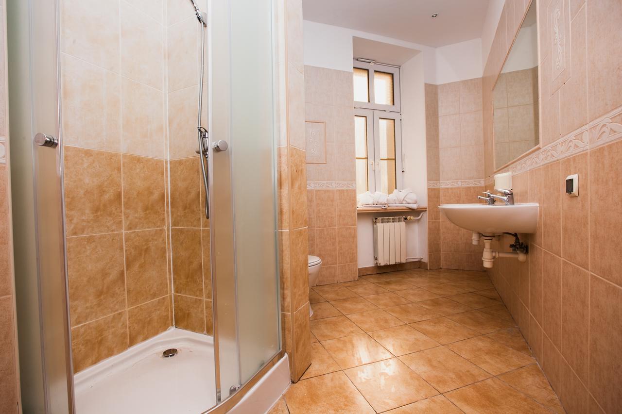 Erasmus Dorm Warsawa Bagian luar foto