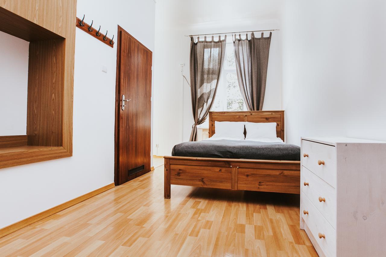 Erasmus Dorm Warsawa Bagian luar foto
