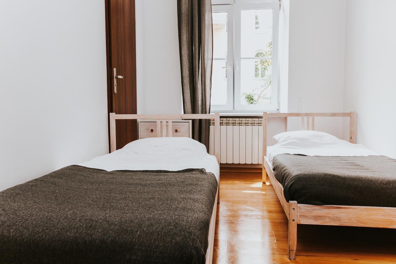 Erasmus Dorm Warsawa Bagian luar foto